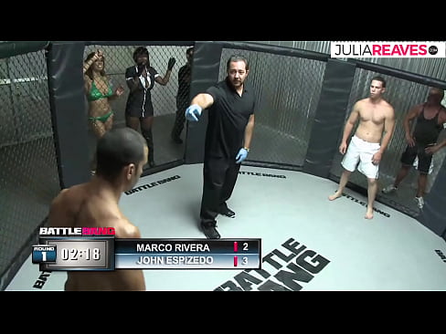 ❤️ Ultimate Fighter ríða númerastúlku strax eftir bardaga í hringnum ❤️ Klámmyndband á is.hentaivost.ru ❌