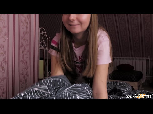 ❤️ Blondie sýgur BFF's djúpt og fær ásamt í munninn ❤️ Klámmyndband á is.hentaivost.ru ❌